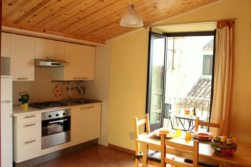 Gaia Holidays Apartments Cefalù Buitenkant foto