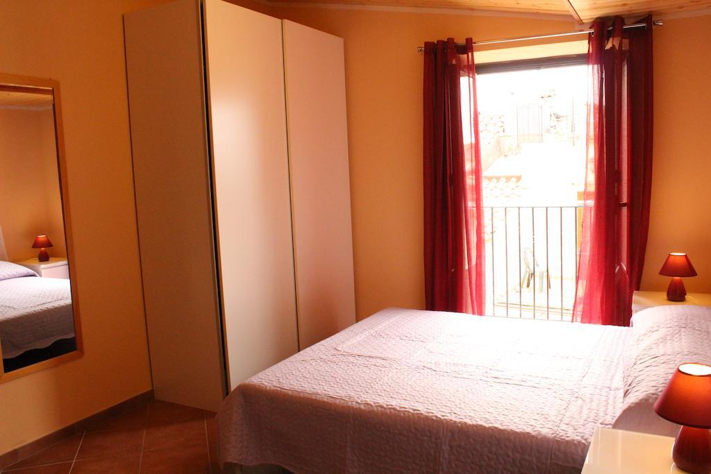 Gaia Holidays Apartments Cefalù Kamer foto